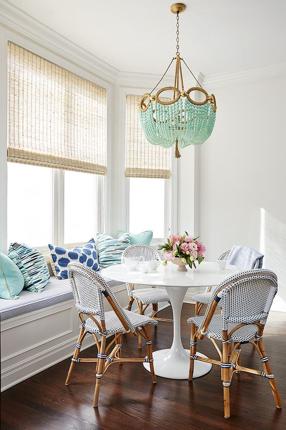 Finding the Ideal Size of Chandelier over Table