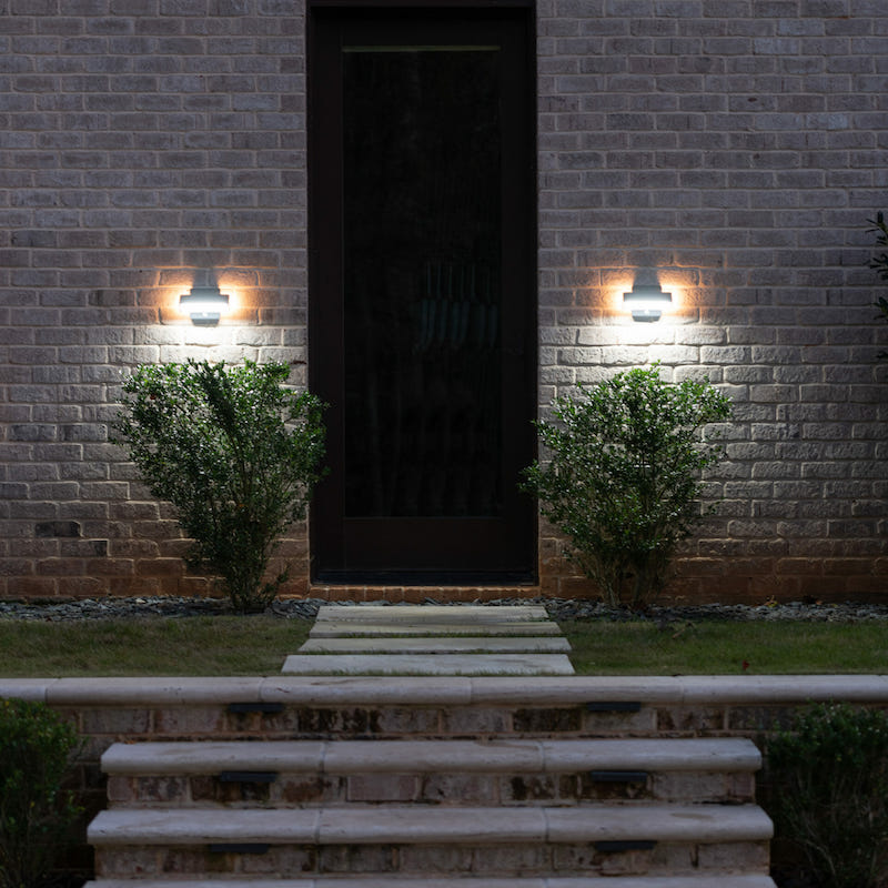 Outdoor accent lighting